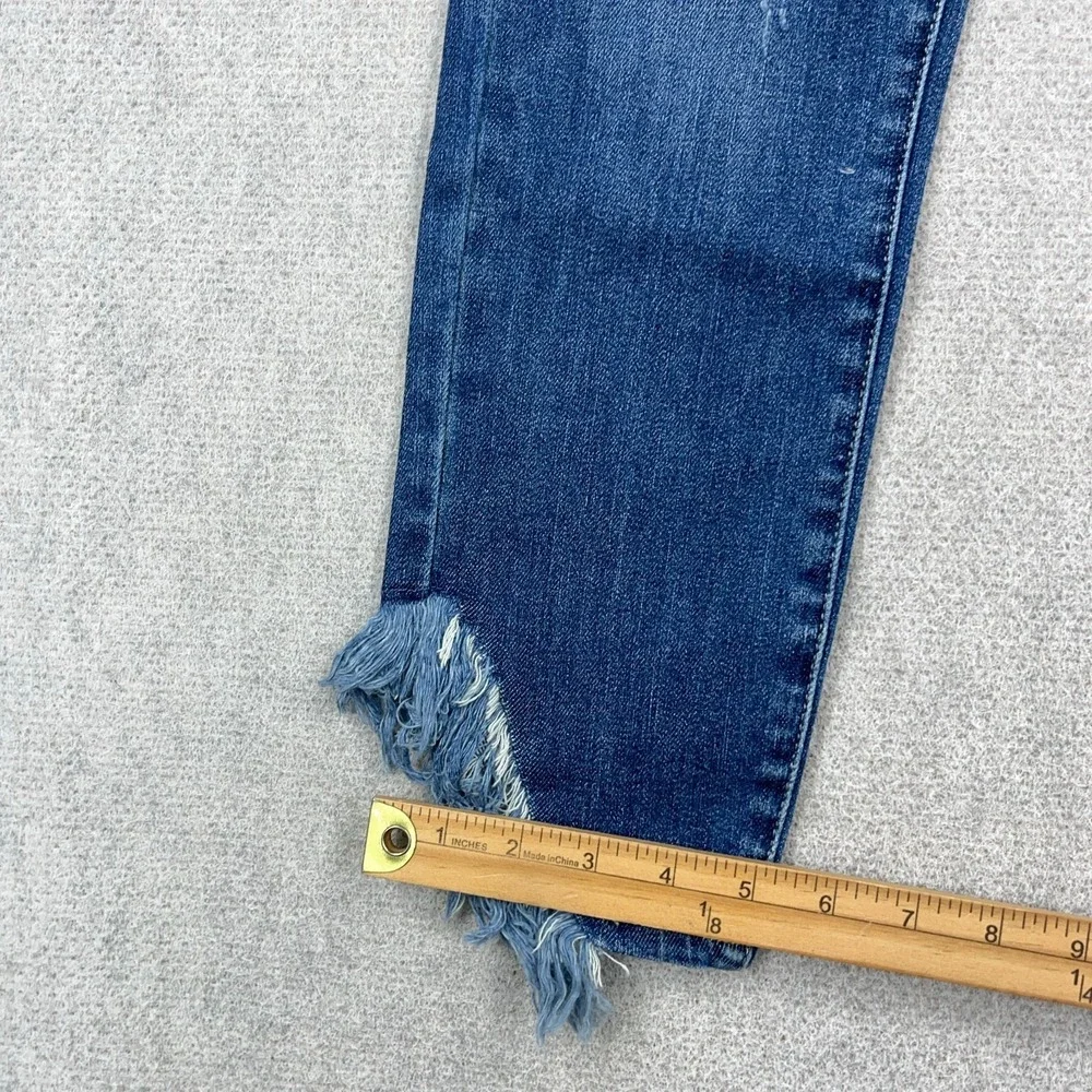 Judy Blue includes item